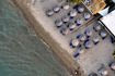 Σαρωτικοί έλεγχοι με drones σε 300 παραλίες – “Βροχή” προστίμων για καταλήψεις αιγιαλού
