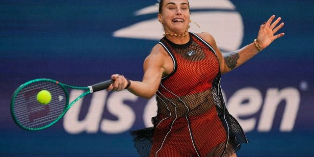 US Open: Η Σαμπαλένκα δέχθηκε σφοδρή κριτική για τα κοσμήματα 127 καρατίων που φόρεσε στο κορτ