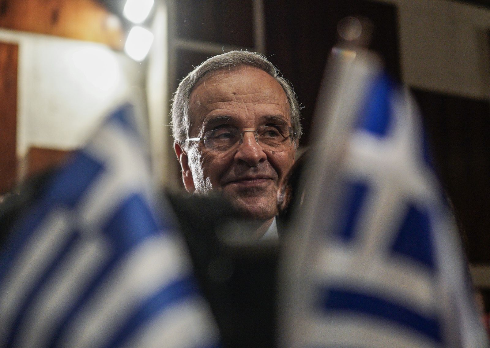 Η νέα στρατηγική του Μαξίμου απέναντι στον Σαμαρά