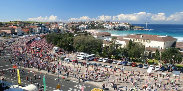 Γκάφα ολκής στον Μαραθώνιο του Σίδνεϊ: Το μετάλλιο απεικονίζει γήπεδο του Μονάχου