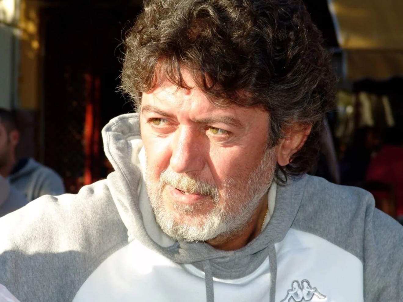 Πέθανε ο αδερφός του Μάκη Τριανταφυλλόπουλου – Εντοπίστηκε νεκρός στο σπίτι του