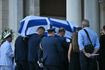 Κηδεία Γιάννη Βαρβιτσιώτη – Με στρατιωτικές τιμές το τελευταίο αντίο