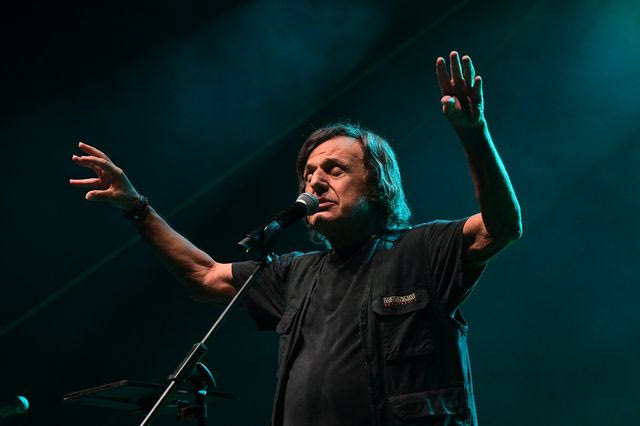 Βασίλης Παπακωνσταντίνου