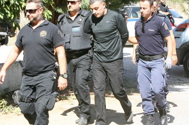 Άφαντος για τρίτη ημέρα ο Αλκέτ Ριζάι – Οι πυροβολισμοί στην Ανάβυσσο και το επεισόδιο στα Λεγραινά