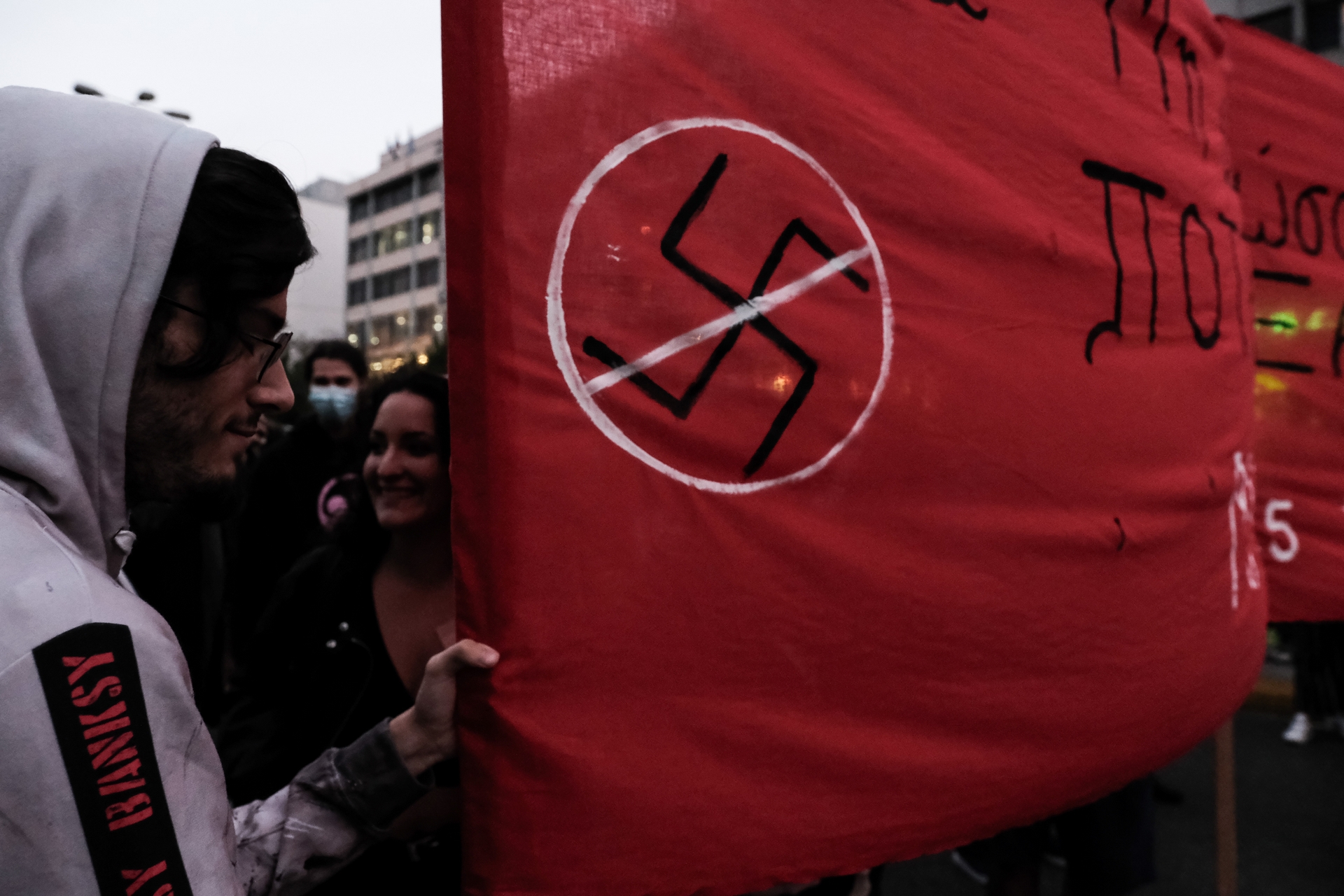Έρχεται το ελληνικό salonfähig;
