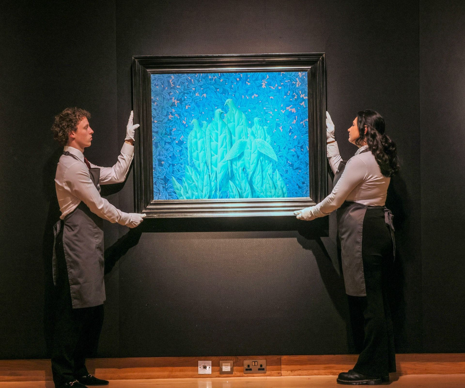 3DW5JWG Christies, London 25 Feb 2026 RENE MAGRITTE Les graces naturelles, 1961 Estimate: £6,500,000 -9,500,000 for sale at The Art of the Surreal, Christies London.Paul Quezada-Neiman/Alamy Live News Credit: Paul Quezada-Neiman/Alamy Live News