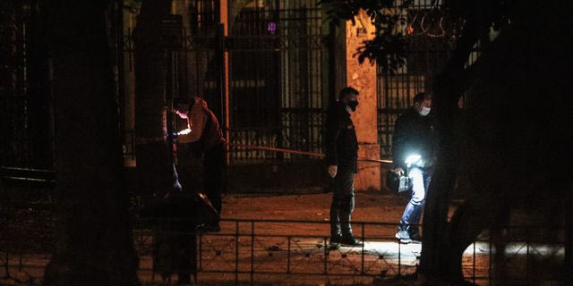 Απόδραση κρατούμενου από την Ευελπίδων κατά τη διάρκεια μεταγωγής