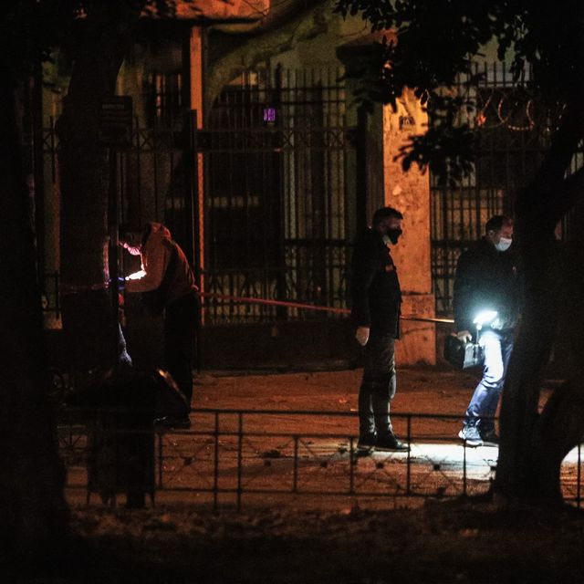 Απόδραση κρατούμενου από την Ευελπίδων κατά τη διάρκεια μεταγωγής