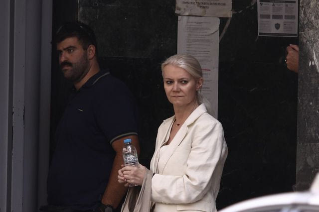 Θάνατος Μαζωνάκη: Νέες καταγγελίες για τη 56χρονη γιατρό – ”Διέγνωσε καρκίνο σε υγιή γυναίκα”