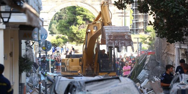 Έκρηξη στην Πλάκα: Νέες συγκλονιστικές μαρτυρίες – “Ακούστηκε πελώριο μπαμ, όλοι άρχισαν να ουρλιάζουν”