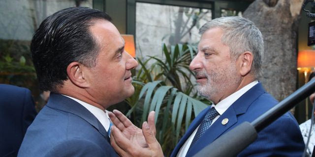 Θάνατος Μαζωνάκη: Το πολιτικό μπαλάκι των ευθυνών για τους ελέγχους