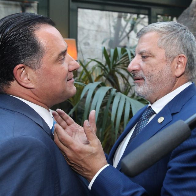 Θάνατος Μαζωνάκη: Το πολιτικό μπαλάκι των ευθυνών για τους ελέγχους
