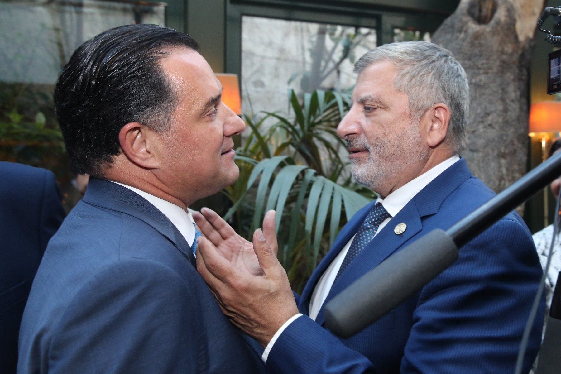 Θάνατος Μαζωνάκη: Το πολιτικό μπαλάκι των ευθυνών για τους ελέγχους