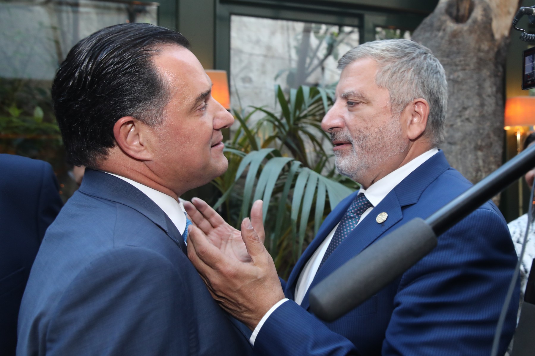 Θάνατος Μαζωνάκη: Το πολιτικό μπαλάκι των ευθυνών για τους ελέγχους