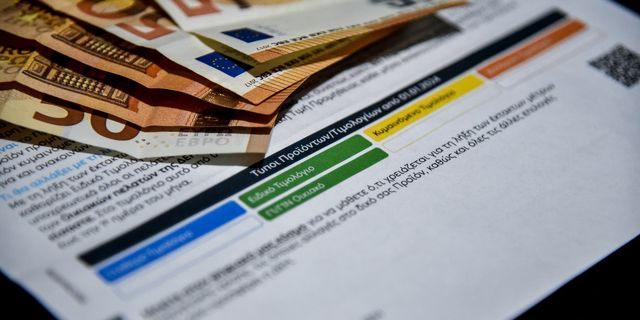 Ρεύμα: Τέλος στις επιδοτήσεις των πράσινων – Στα μπλε η προστασία των καταναλωτών