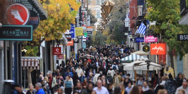 Ο διπλός ”κλοιός” του ενεργειακού ”σφίγγει” τις επιχειρήσεις και φρενάρει την κατανάλωση