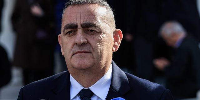Ο ευρωβουλευτής της ΝΔ Φρέντι Μπελέρης εκθειάζει τον Κασιδιάρη – Θύελλα αντιδράσεων