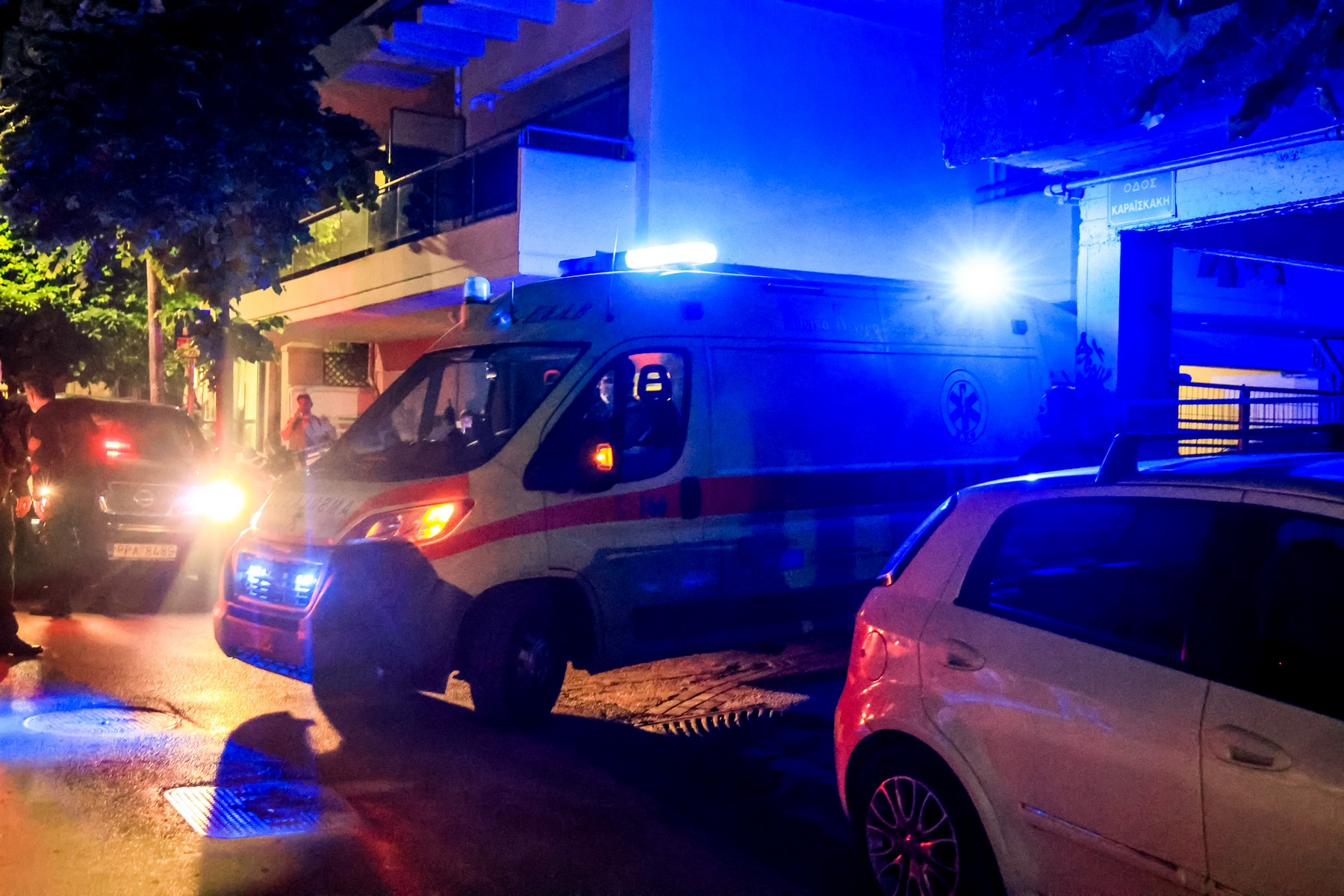 Θρίλερ στην Ηγουμενίτσα: Νεκρή γυναίκα στον ποδηλατόδρομο – Τραυματισμένος άνδρας εντοπίστηκε κοντά