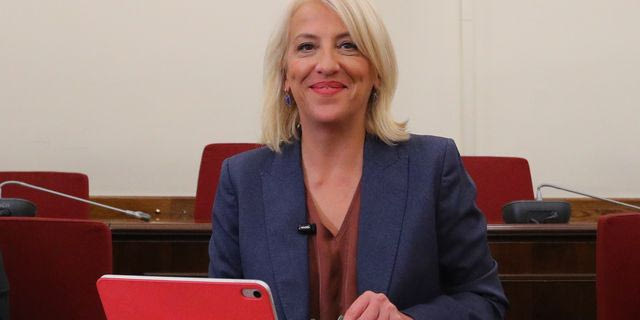 Δούρου για πρώτη κατοικία: “Καταργούμε τον πτωχευτικό νόμο της ΝΔ, επαναφέρουμε τον νόμο Κατσέλη”