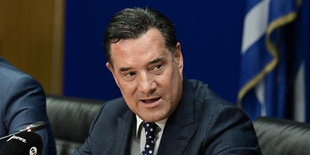 Το Μαξίμου βάζει “χαλινάρι” στους βουλευτές για τον ΕΦΚ, καλύπτει Γεωργιάδη