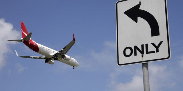 Γιατί τα αεροπορικά εισιτήρια θα παραμείνουν στα ύψη, ακόμη κι αν πέσει το πετρέλαιο