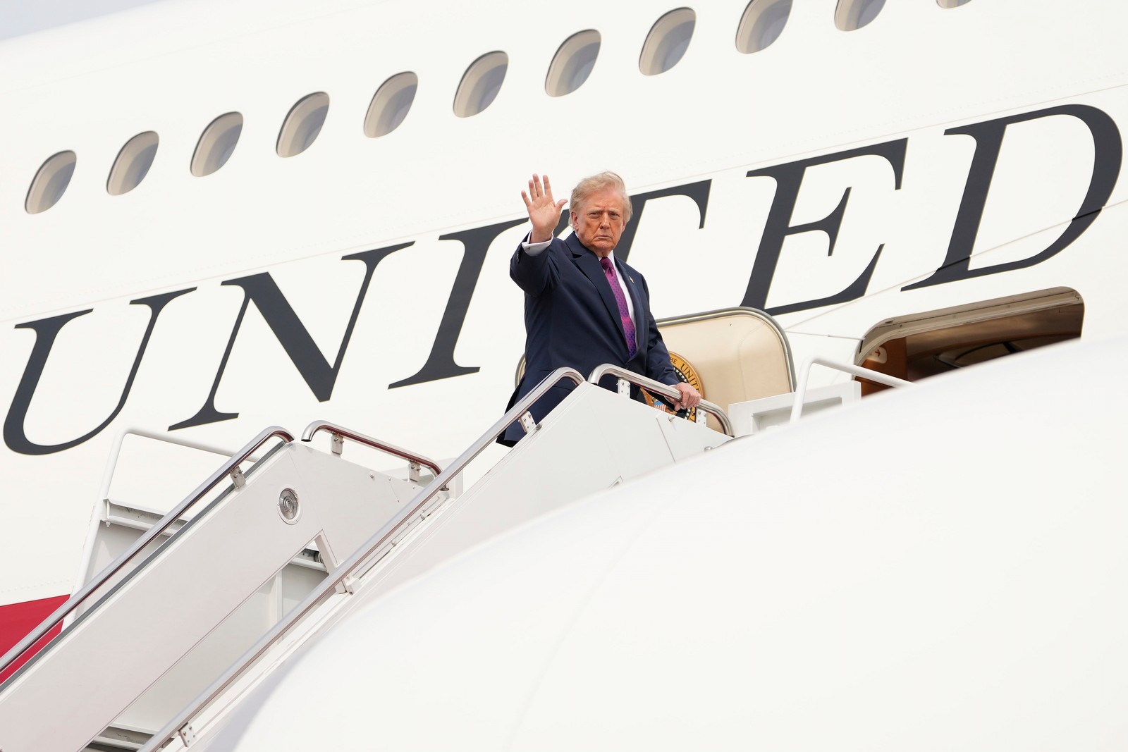 Η μυστική “απόδραση” Τραμπ από το Air Force One γίνεται ντοκιμαντέρ στο Netflix