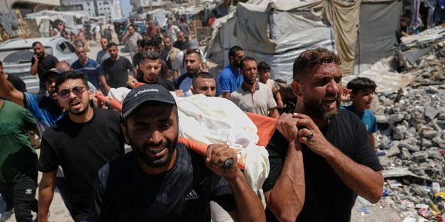 Τέσσερις νεκροί από ισραηλινά πλήγματα στη Γάζα – Tα τρία παιδιά