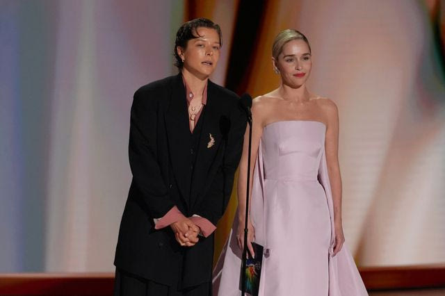 Emma D'Arcy και Emilia Clarke