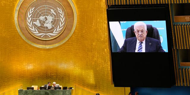 Αμπάς: “Η πολιτική του Ισραήλ απειλεί την ίδια τη ζωή και την ύπαρξη των Παλαιστινίων”