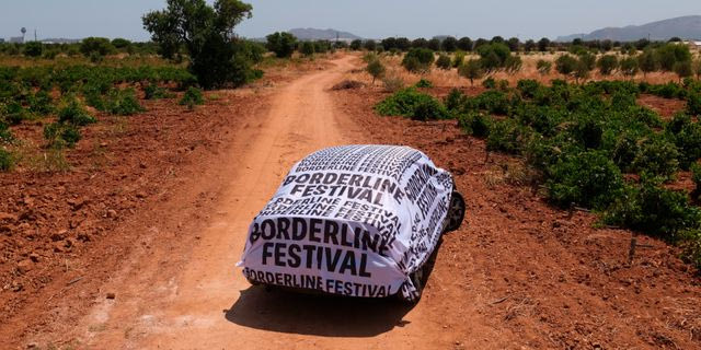 Για μία βραδιά, το Borderline Festival καταλαμβάνει το Onassis Ready
