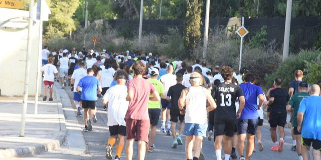 Η Πολυτεχνειούπολη υποδέχθηκε εκατοντάδες δρομείς σε μια γιορτή για την αξία της ενημέρωσης και της πρόληψης