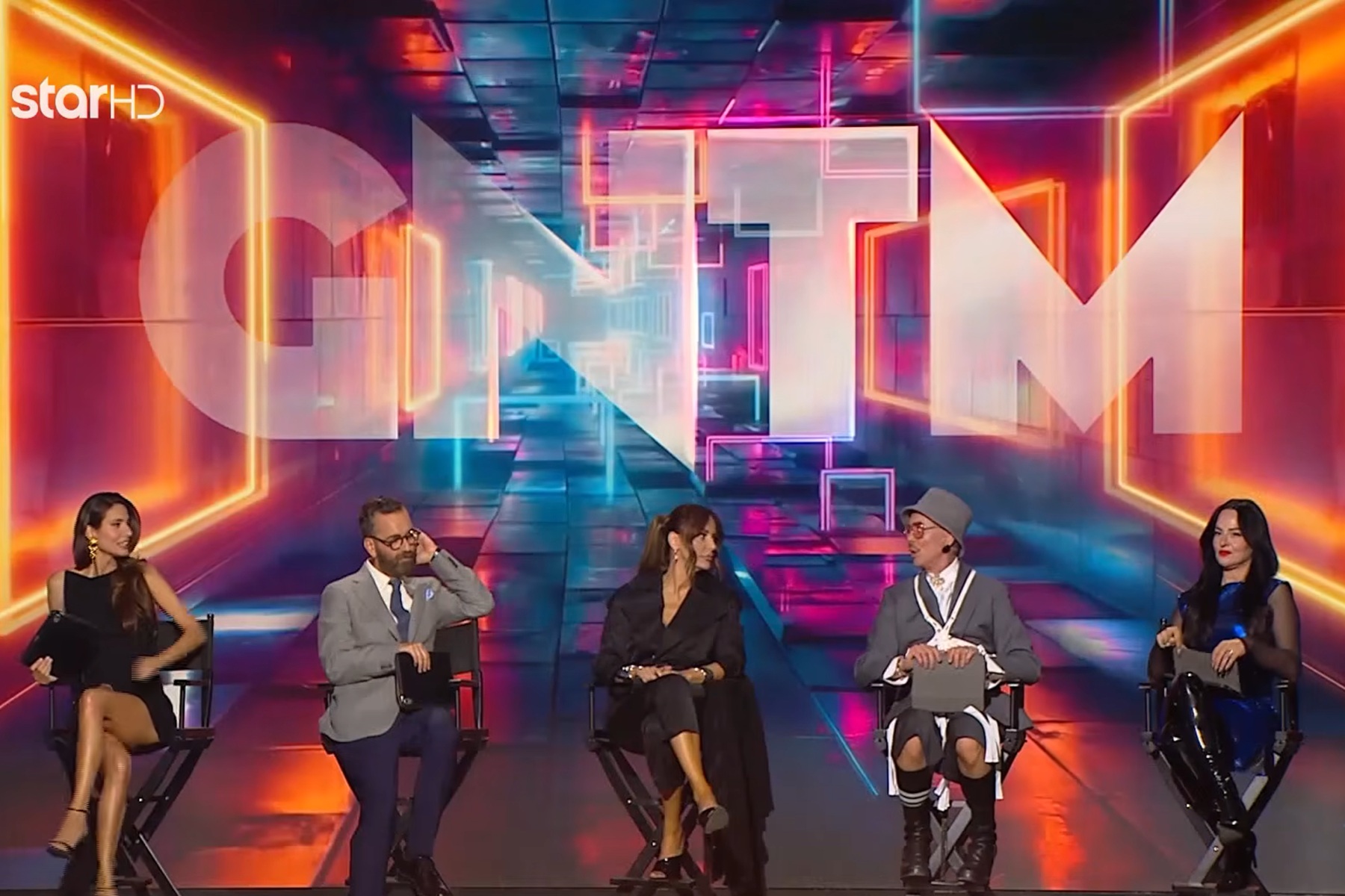GNTM: Το αιφνιδιαστικό “ντου” των κριτών στους υποψήφιους – “Φέρτε κάτι καινούργιο”