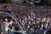 Πώς θα μπορούσαμε να διαβάσουμε την επίσκεψη του Πάπα στο Παρίσι;