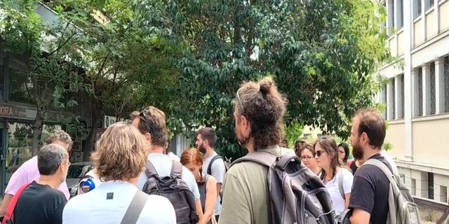 Διαμαρτυρία έξω από το ΥΠΠΟ: “Να διευρυνθεί τώρα το επίδομα ανθυγιεινής εργασίας”