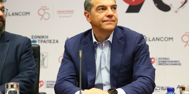 Επιχείρηση “Συσπείρωση” μέσω σκληρών διλημμάτων