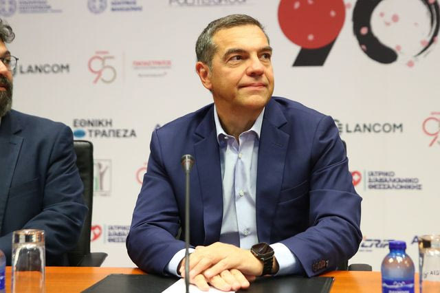 Επιχείρηση “Συσπείρωση” μέσω σκληρών διλημμάτων