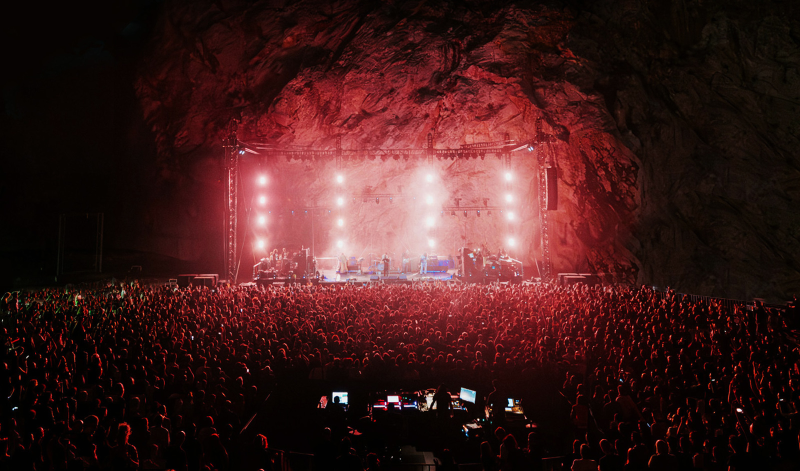 Οι ήχοι του κόσμου συναντούν την electronica του Parra for Cuva στο Plisskën