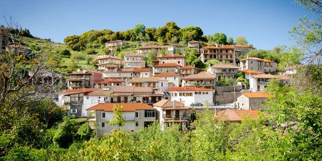 Αττική ή επαρχία: Aπόδοση, υπεραξία και η σύγκριση που δεν είναι ποτέ δίκαιη