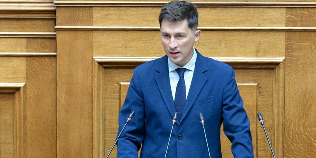 Χρηστίδης: Να ξεκαθαρίσει η κυβέρνηση τη θέση της για το επίδομα ανεργίας
