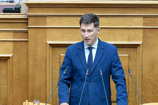 Χρηστίδης: Να ξεκαθαρίσει η κυβέρνηση τη θέση της για το επίδομα ανεργίας
