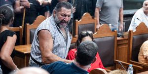 “Καταστρεφόμαστε και δεν κάνουν τίποτα” – Σε πλήρη απόγνωση οι κτηνοτρόφοι της Λέσβου