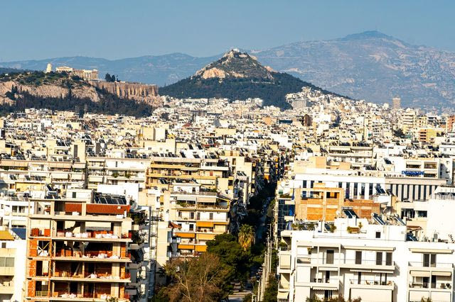 Εφορία: 43 ακίνητα βγαίνουν στο “σφυρί” – Πρώτη προσφορά από 1.000 ευρώ
