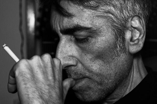 Δέκα χρόνια χωρίς τον Θάνο Ανεστόπουλο – “Το θέμα είναι να μη χάσουμε τον ρομαντισμό μας”