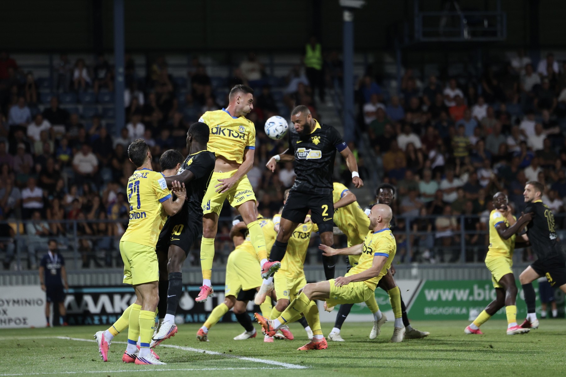 Αστέρας AKTOR – ΑΕΚ 1-1: Η Ένωση “κόλλησε” στην Τρίπολη πληρώνοντας λάθη και αστοχία
