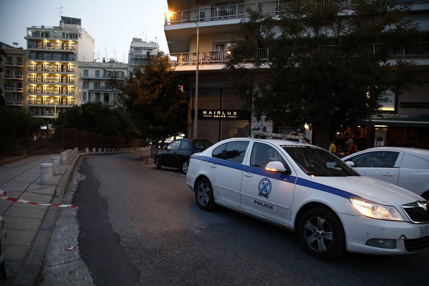 Θεσσαλονίκη: Κοριτσάκια 2 και 4 ετών περιφέρονταν μόνα τους στον δρόμο – Συνελήφθη ο πατέρας τους