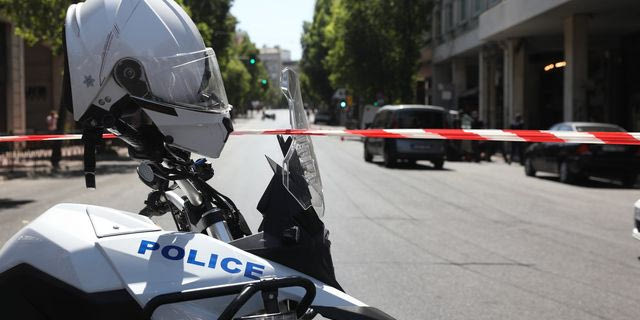Νέα Σμύρνη: Συνελήφθη 45χρονος που επιχείρησε να μπει με γεμάτο πιστόλι στο σπίτι της συζύγου του 