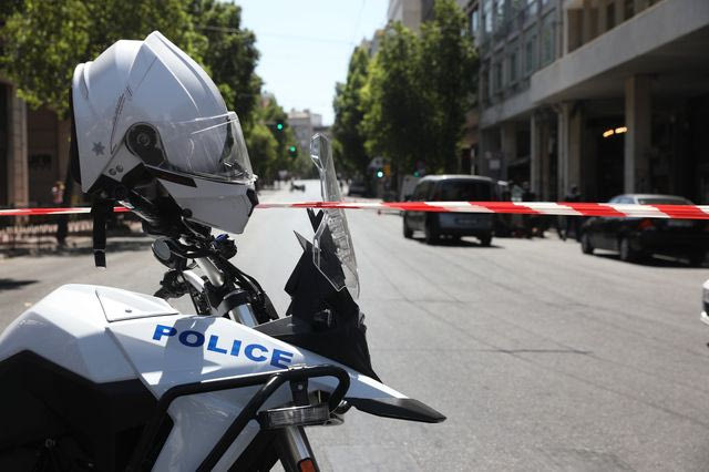 Νέα Σμύρνη: Συνελήφθη 45χρονος που επιχείρησε να μπει με γεμάτο πιστόλι στο σπίτι της συζύγου του 
