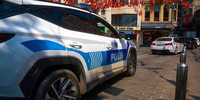 Τουρκία: Τρεις νεκροί από πυροβολισμούς σε τουριστική συνοικία της Κωνσταντινούπολης