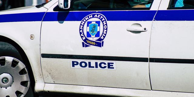 Χειροπέδες σε 33χρονο για ναρκωτικά – Τα έκρυβε στον λεβιέ ταχυτήτων
