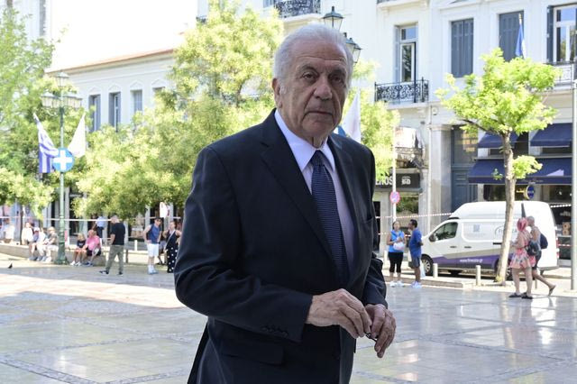 Βουλή: Ήρθη η ασυλία του Δημήτρη Αβραμόπουλου